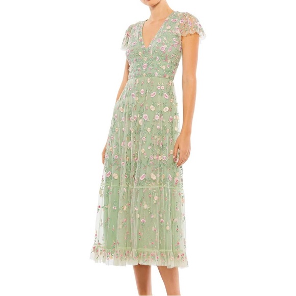 Mac Duggal Dress 12 - Picture 11 of 14